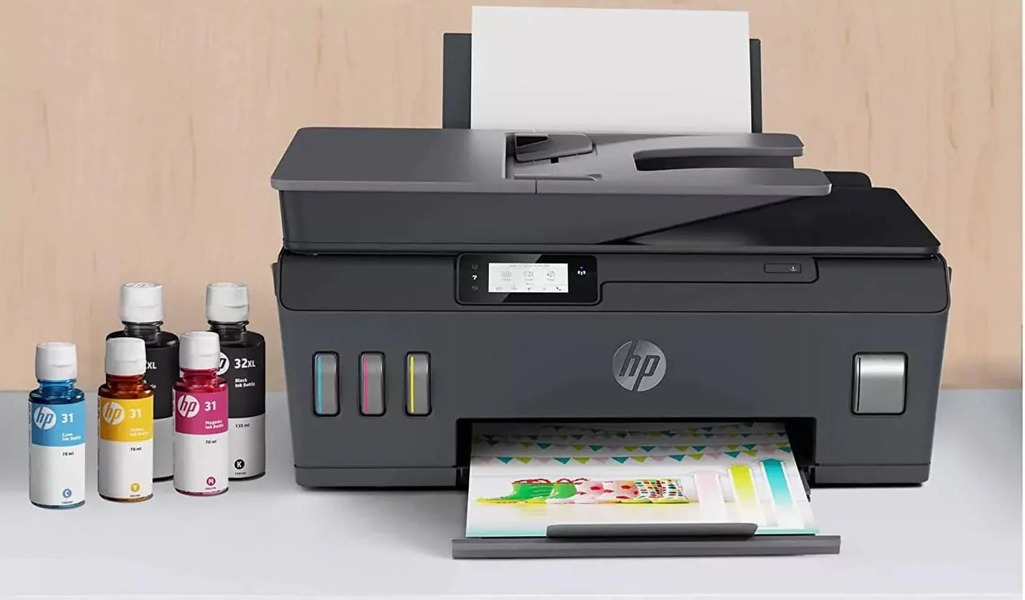 **Alt text (Italiano):**  
Stampante Inkjet Tank HP con serbatoi ricaricabili per stampa ad alto volume