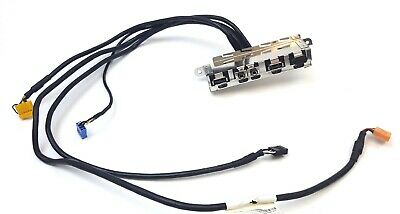 Cavo connettore per stampante multifunzione, ricambio elettronico su sfondo bianco.