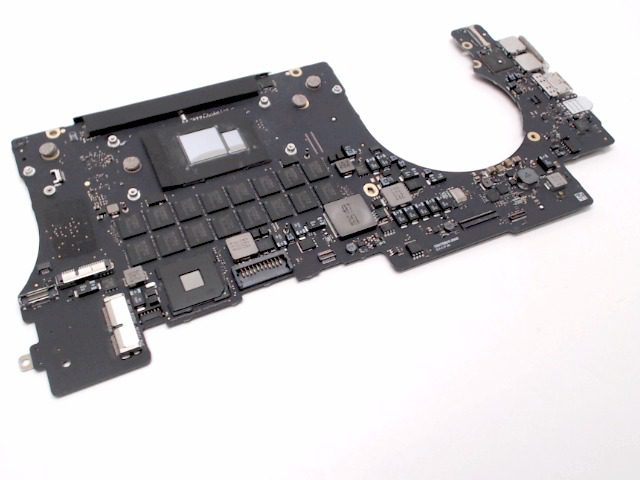Scheda madre notebook ricondizionata su sfondo bianco, vendita qalnexvori.shop