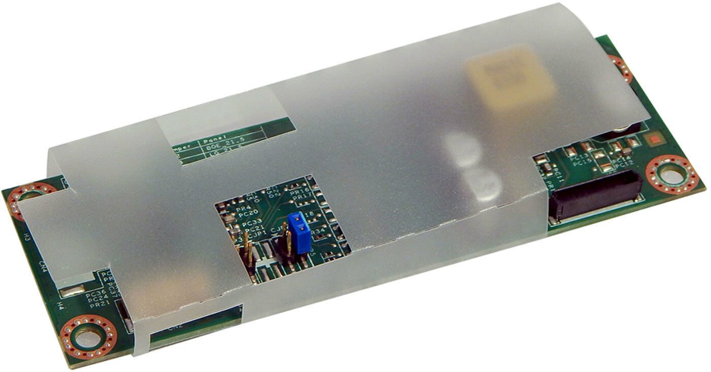 Scheda elettronica con componenti visibili e copertura protettiva, accessorio PC su qalnexvori.shop