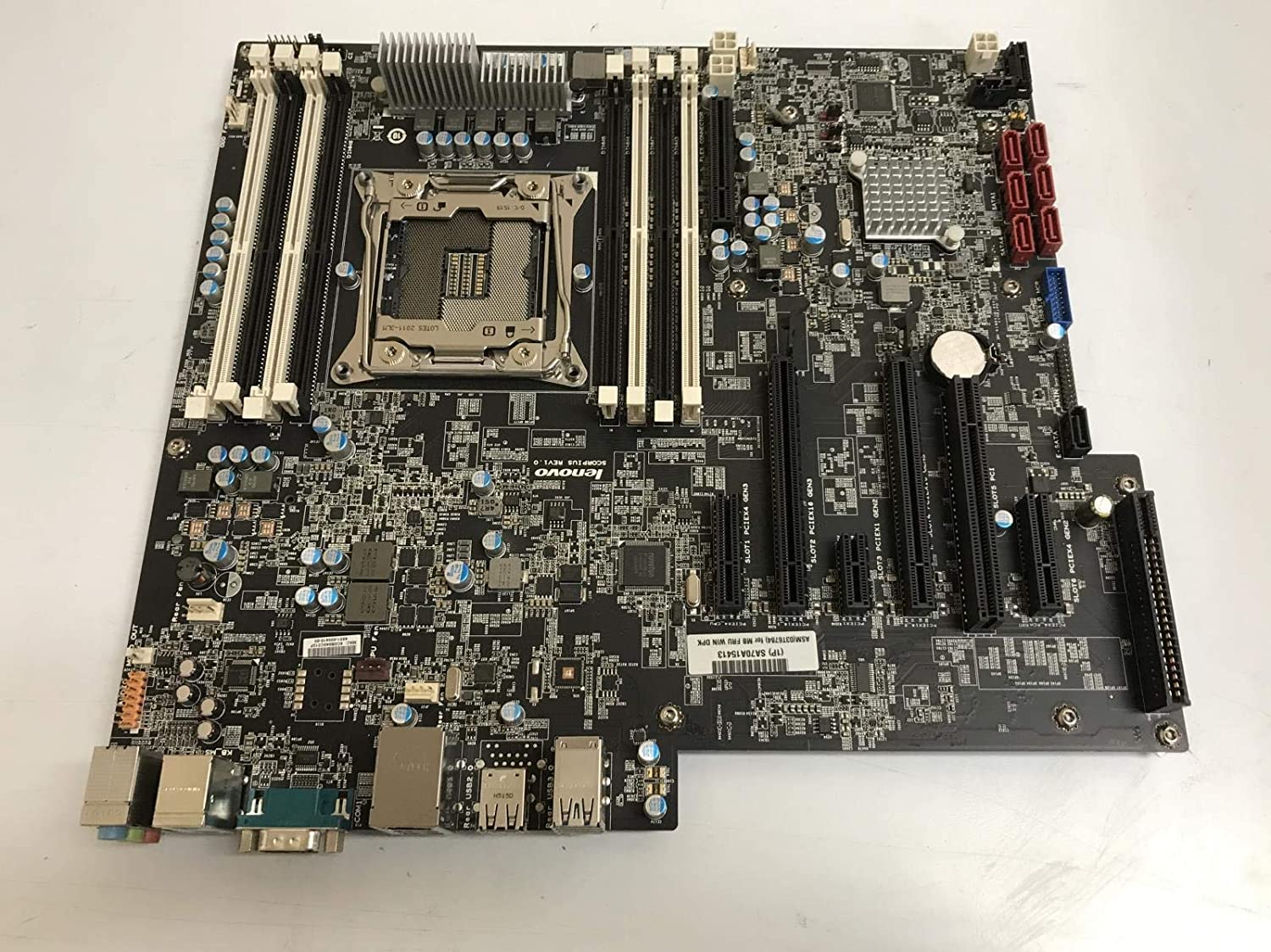 Scheda madre Lenovo workstation ricondizionata, porte SATA e slot RAM, su qalnexvori.shop