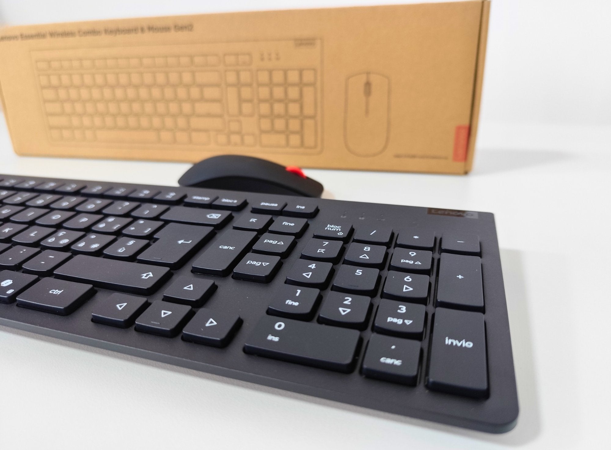 Kit Tastiera e mouse Lenovo Gen2 Wireless Italiana