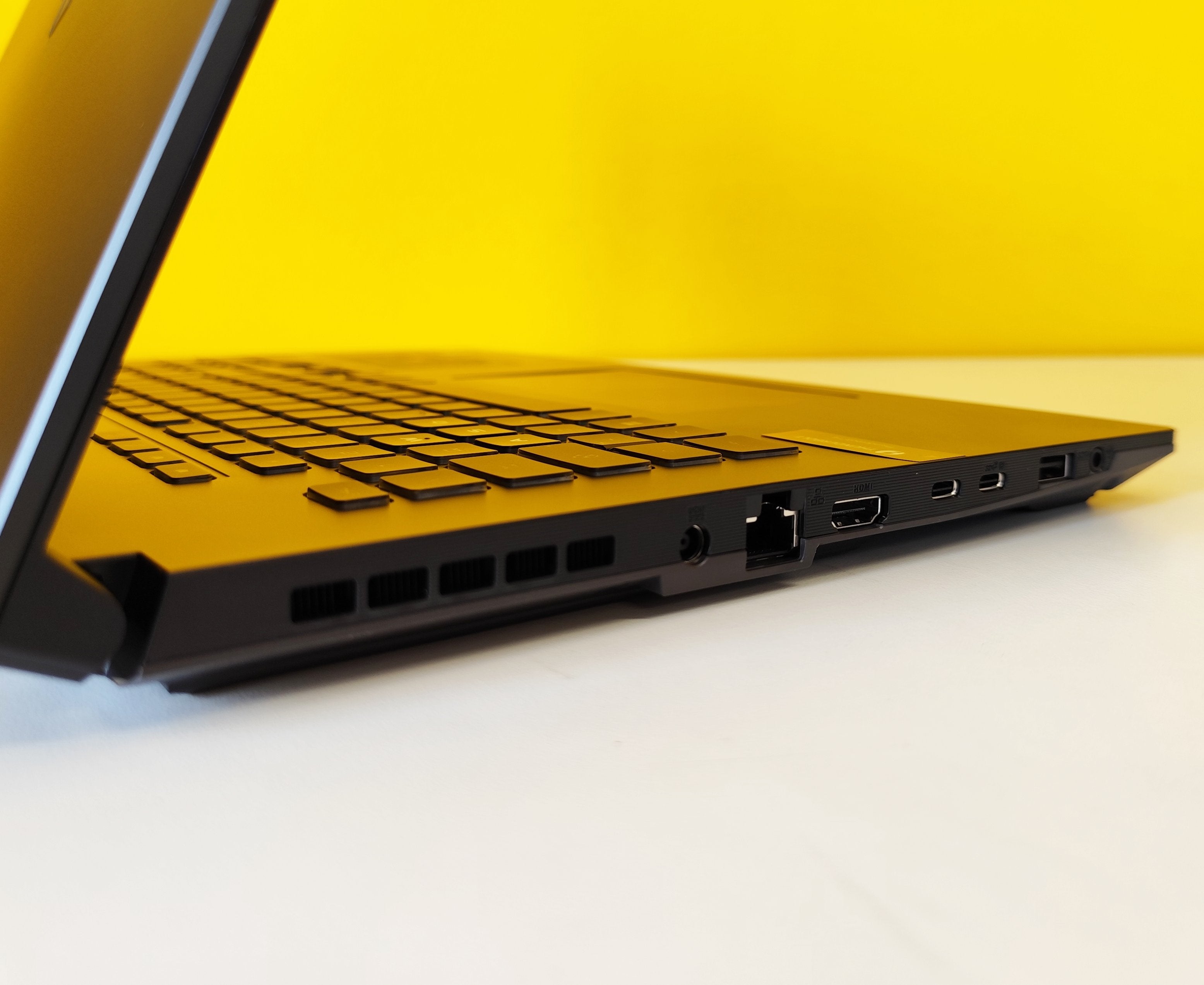 ASUS TUF Gaming A17 17.3" FHD IPS Gaming Laptop | Intel Core 5 210H | 32GB RAM | 1TB SSD | Nvidia RTX 4050 6GB | FreeDOS NEW Product