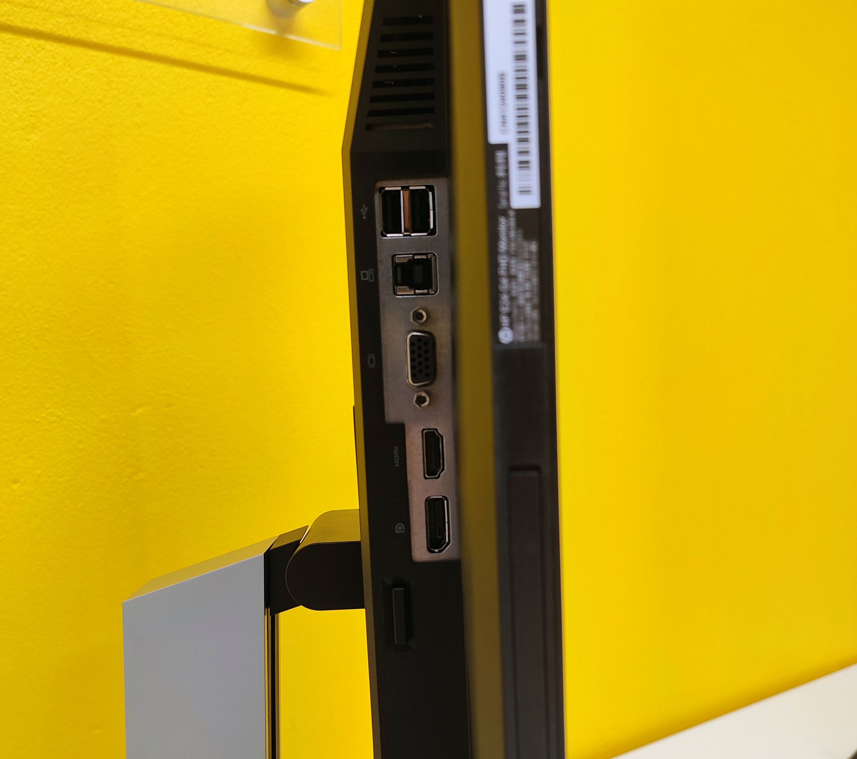 Bundle HP EliteBook 850 G6 15.6" | Intel Core i5 8Gen | SSD 512GB | Ram 16GB | Windows 11 Pro + HP E24G4 24" FullHD Monitor + Thunderbolt Dock 230W G2 hsn-ix01 Docking Station 