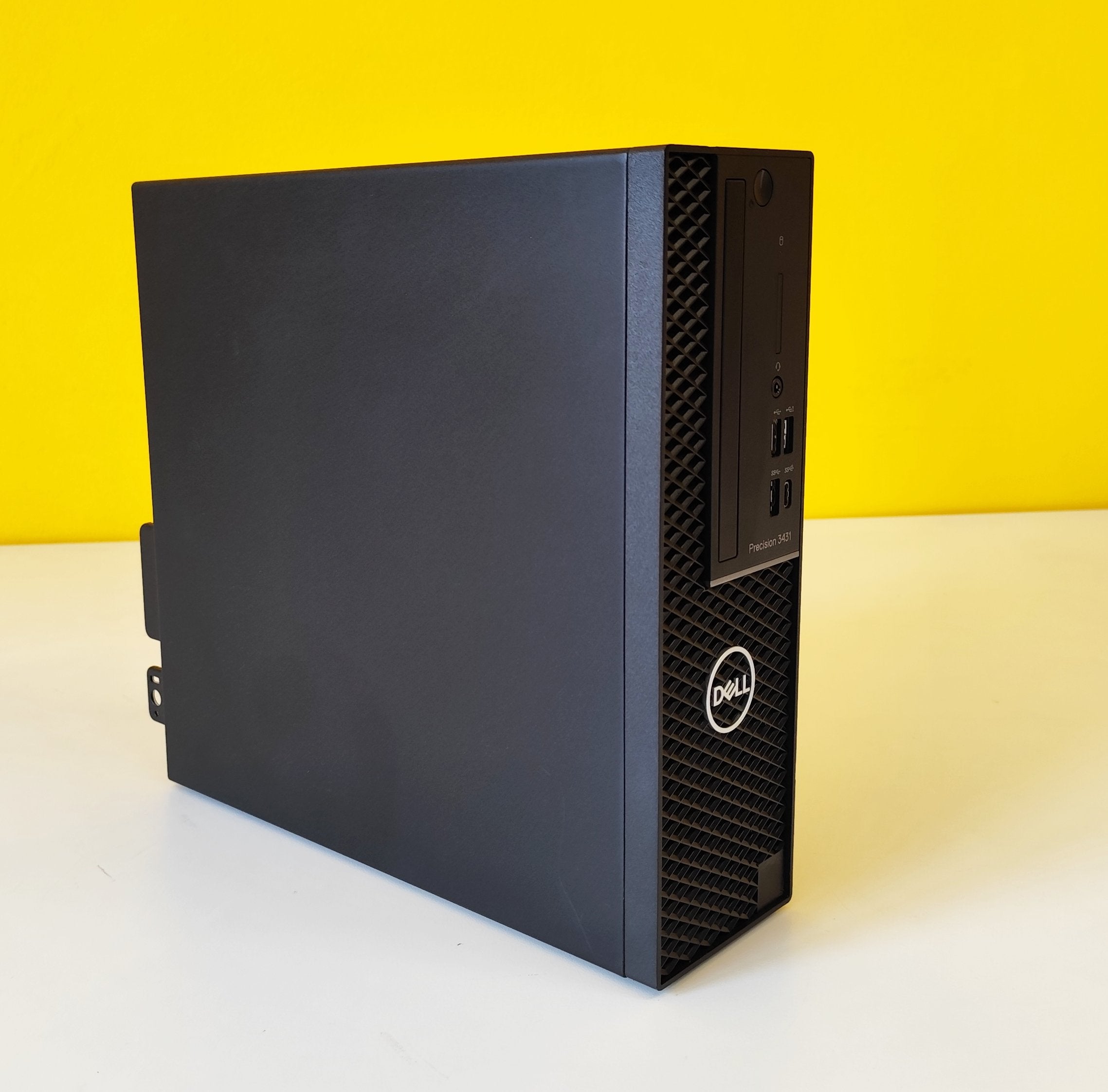 Vista laterale sinistra del DELL Precision 3431 SFF ricondizionato, design sottile e moderno per spazi di lavoro ridotti e prestazioni elevate