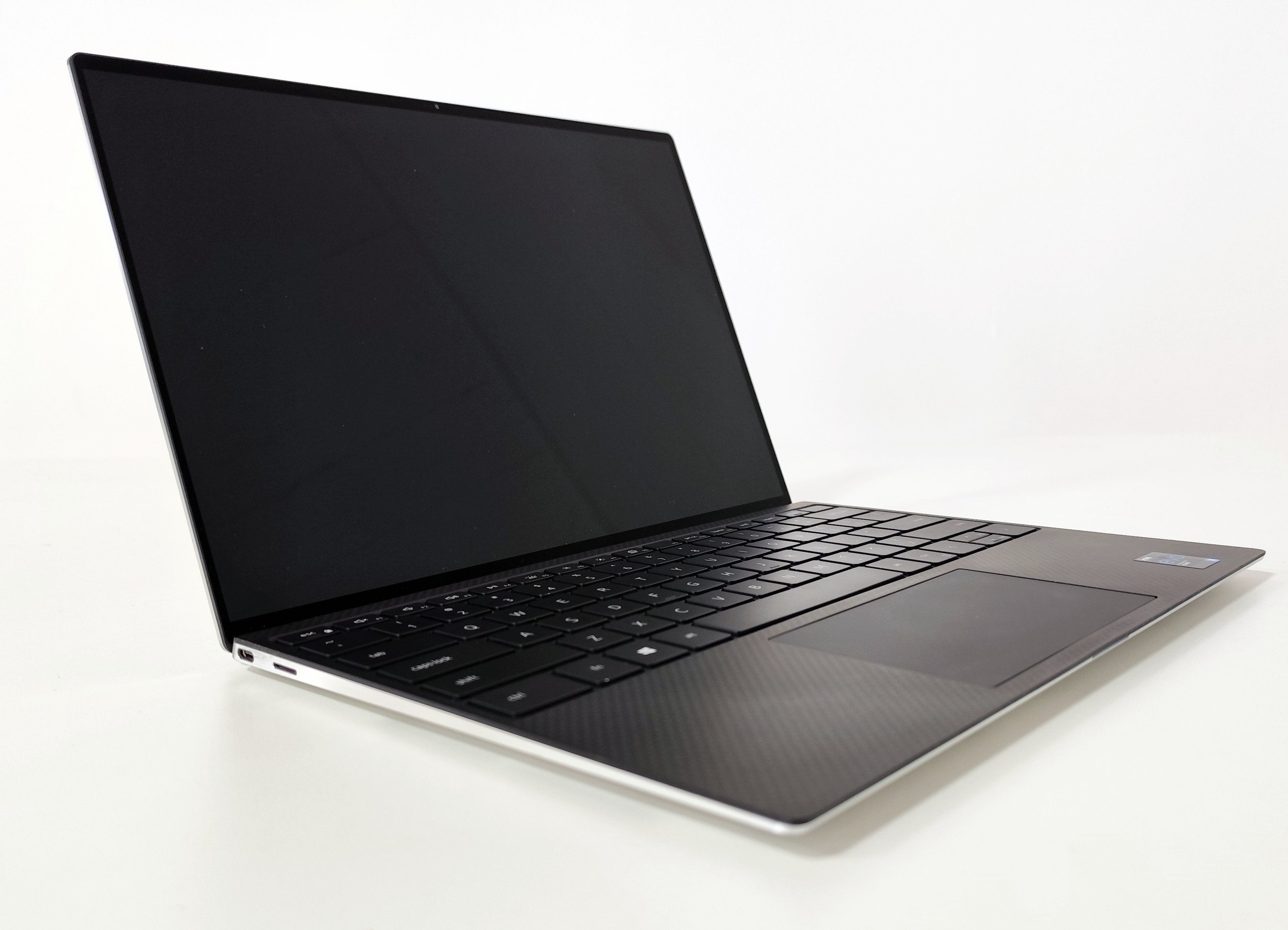 Dell XPS 9310 Notebook 13″ 4K TouchScreen | Intel Core i5-1135G7 | 16 GB RAM | FreeDOS Eleganz und Leistung