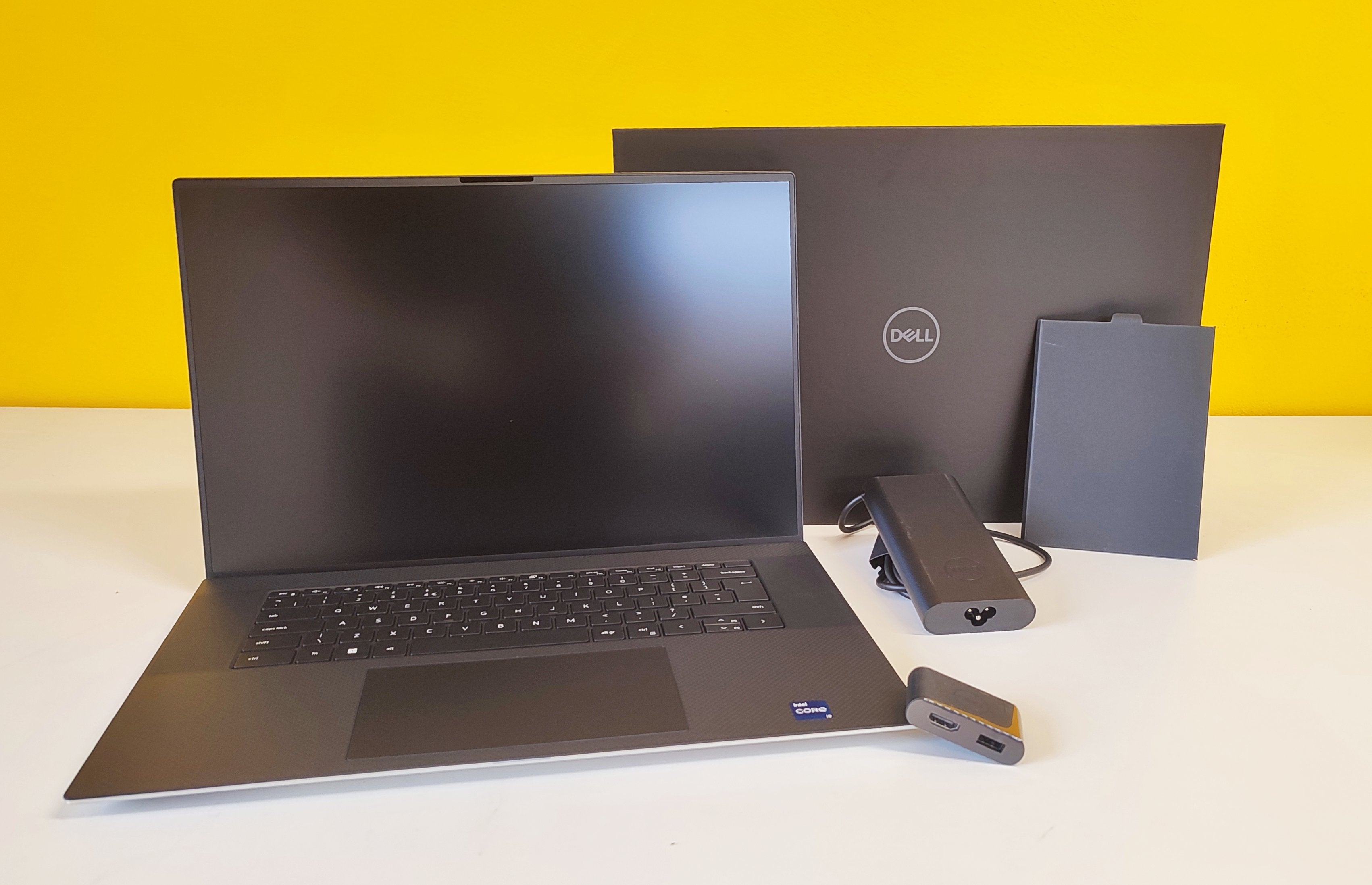 Dell XPS 9730 17"  | Intel Core i9-13900H | 64GB RAM | 1TB SSD | Nvidia RTX 4080 | Windows 11 Prodotto NUOVO