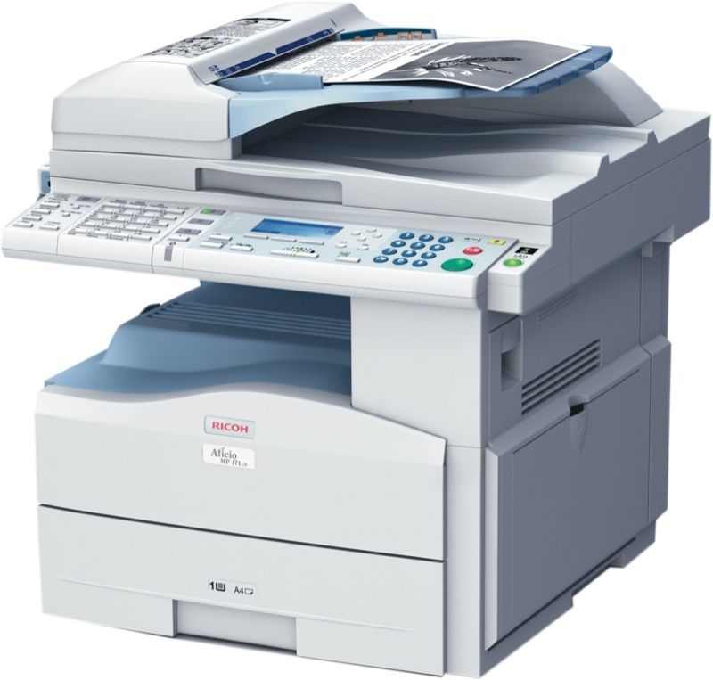 Stampante multifunzione Ricoh laser bianca con documenti, su qalnexvori.shop