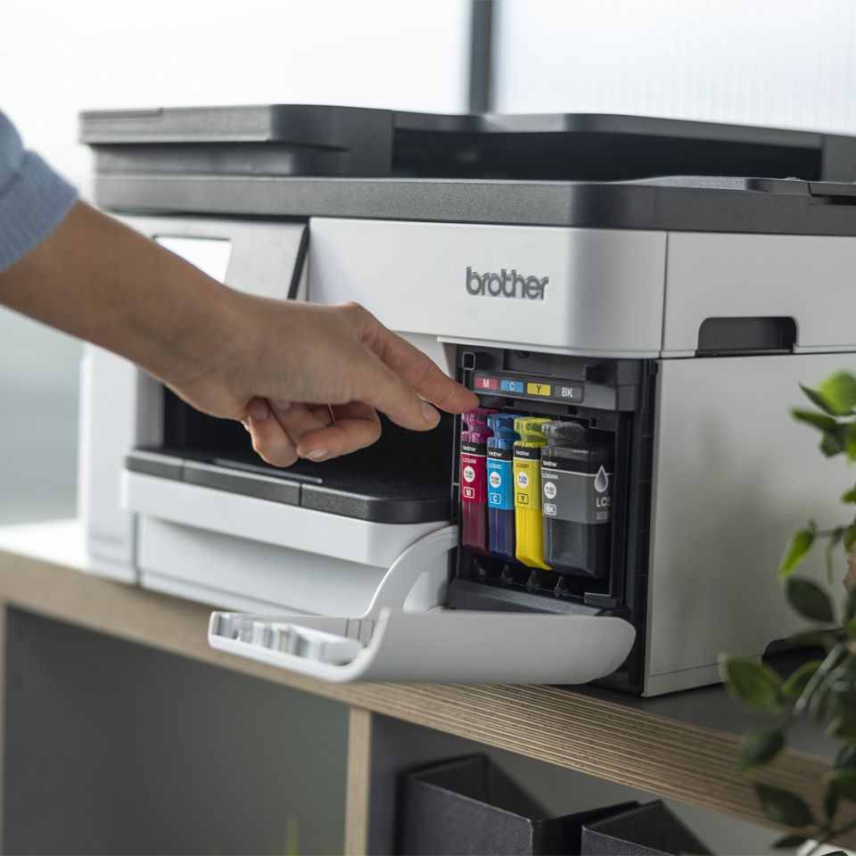 BROTHER MULTIFUNZIONE 4IN1 - INKJET A4 COLORE - 28IPM