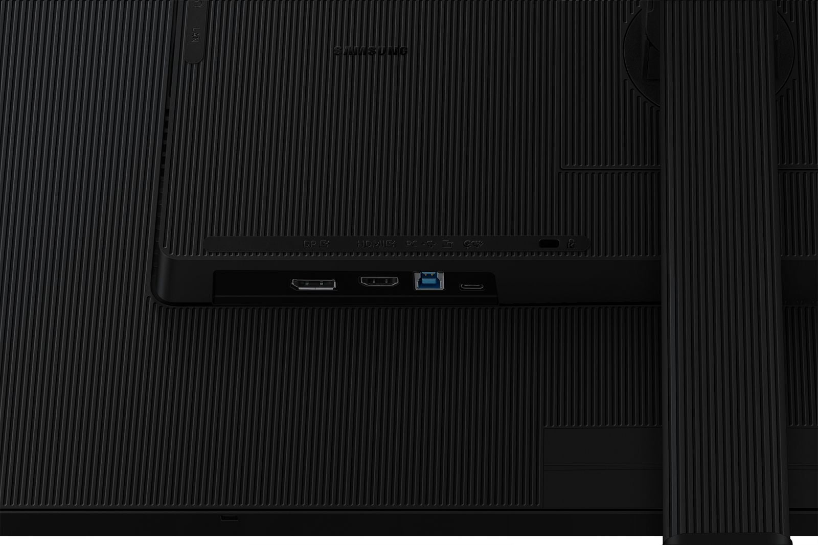 SAMSUNG S32D80U|Monitor HRM,UHD,Docking con USB-C e LAN