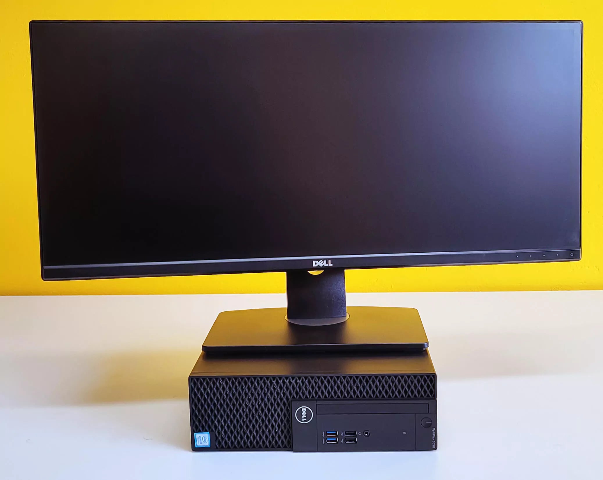 Dell OptiPlex 3050 SFF-Paket | Intel Core i5-6500 3,2 GHz | 16 GB RAM | SSD 512 GB | Windows 11 Pro Monitor DELL UltraSharp U2913WM LED IPS 29″ 2560×1080 Pixel FullHD 21:9