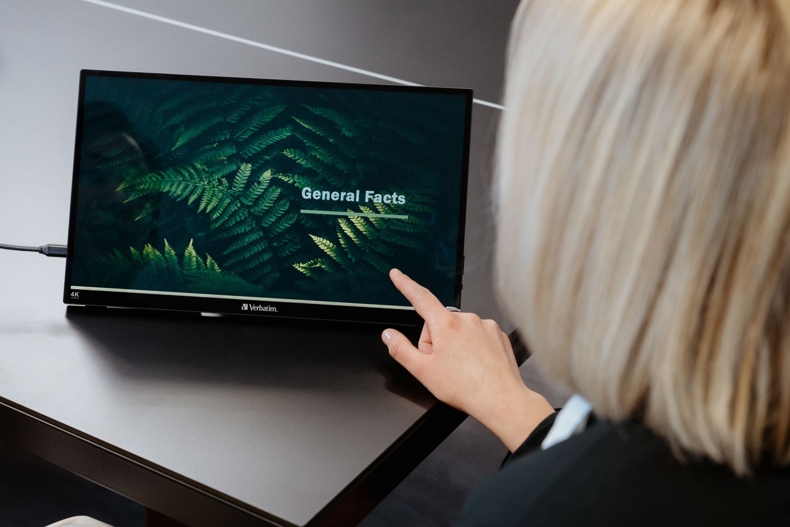 VERBATIM MONITOR PORTATILE TOUCH 15.6 4K ULTRA HD